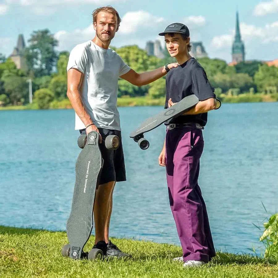 isinwheel V6 Electric Skateboard 300W Motor with Remote Control